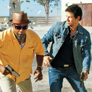 2-gun-mark-wahlberg-jacket.webp
