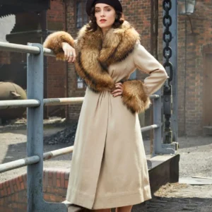 peaky-blinders-s05-sophie-rundle-coat.webp