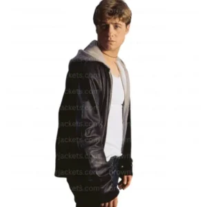 ryan-atwood-black-jacket.webp